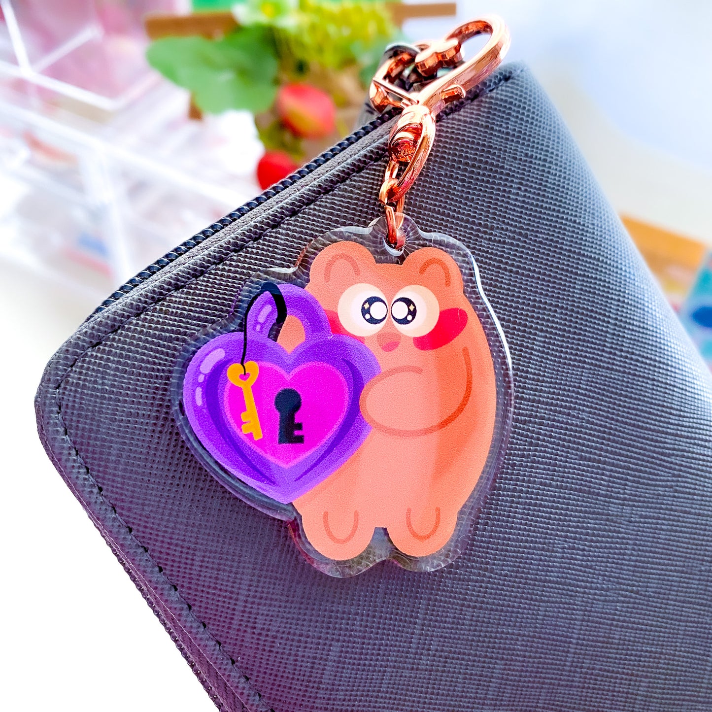 Adorable Valentines Day Pochi Bear "Be My Valentine" Epoxy Keychain