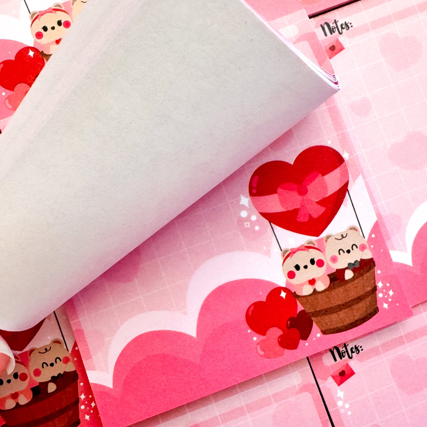 Adorable Baby Bear Twins "Love is in The Air" Hear Balloon Memo Pad